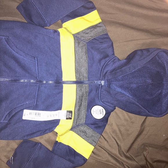 Kids Okie Dokie 3T zip up hoodie - Picture 2 of 2